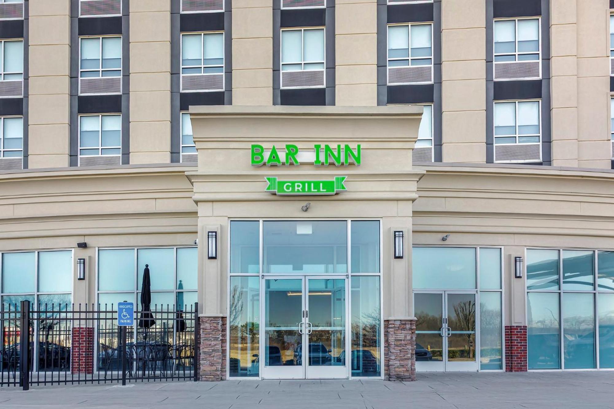 Airport South By Ihg Hotel 3*